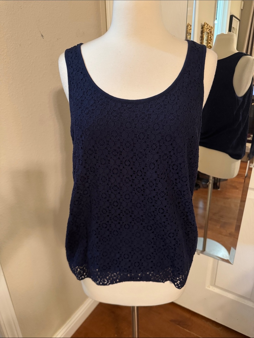 GAP Navy Floral Lace Scoop Neck Camisole